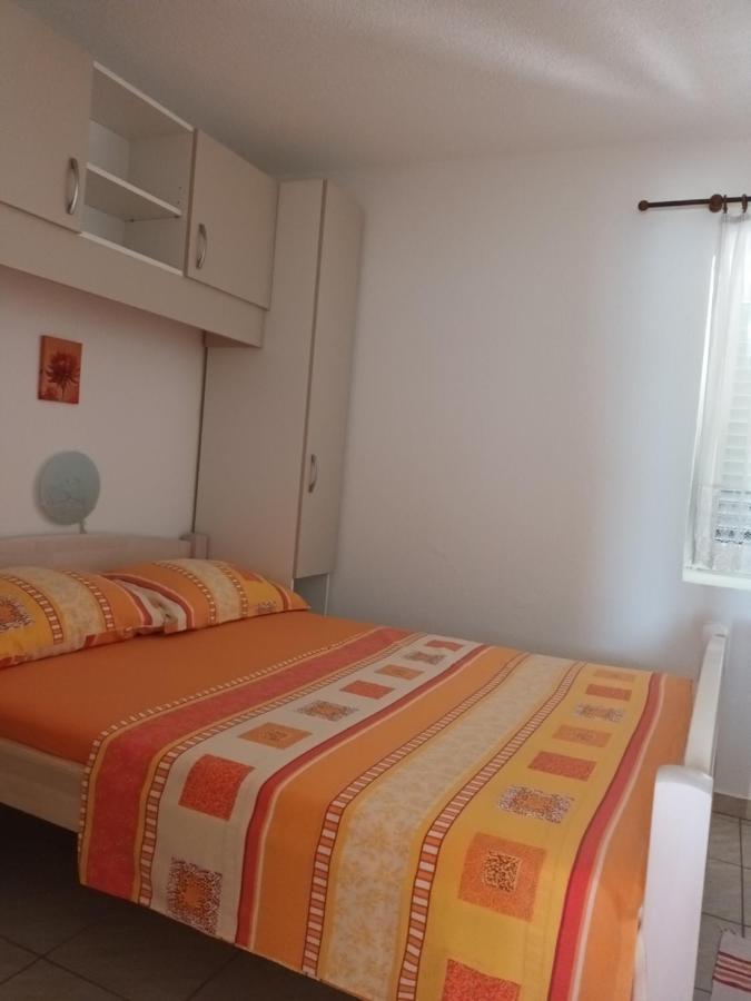 Volat Apartments Betina  Eksteriør bilde