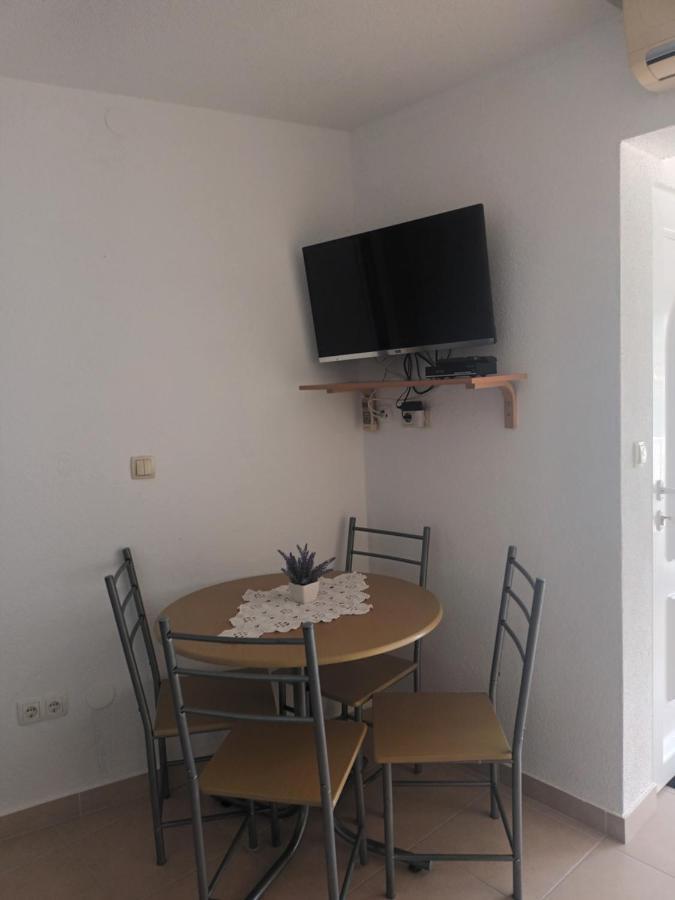 Volat Apartments Betina  Eksteriør bilde