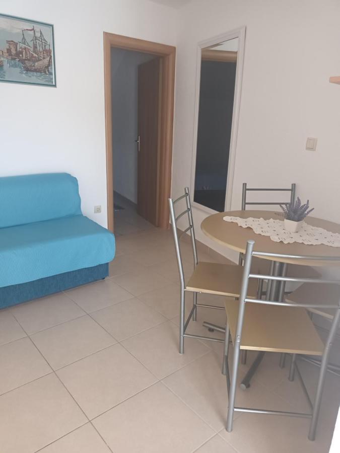 Volat Apartments Betina  Eksteriør bilde