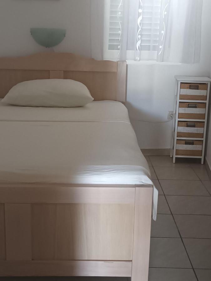 Volat Apartments Betina  Eksteriør bilde